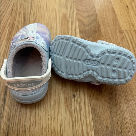 Disney crocs - Picture 3 of 4